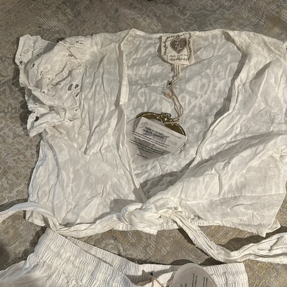 New with tags white short set - Picture 2 of 5